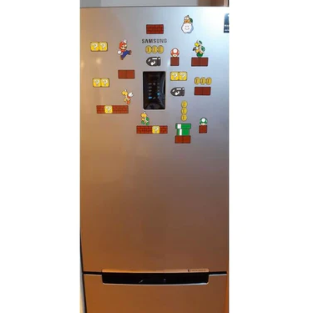 Pyramid Super Mario Magnet Set