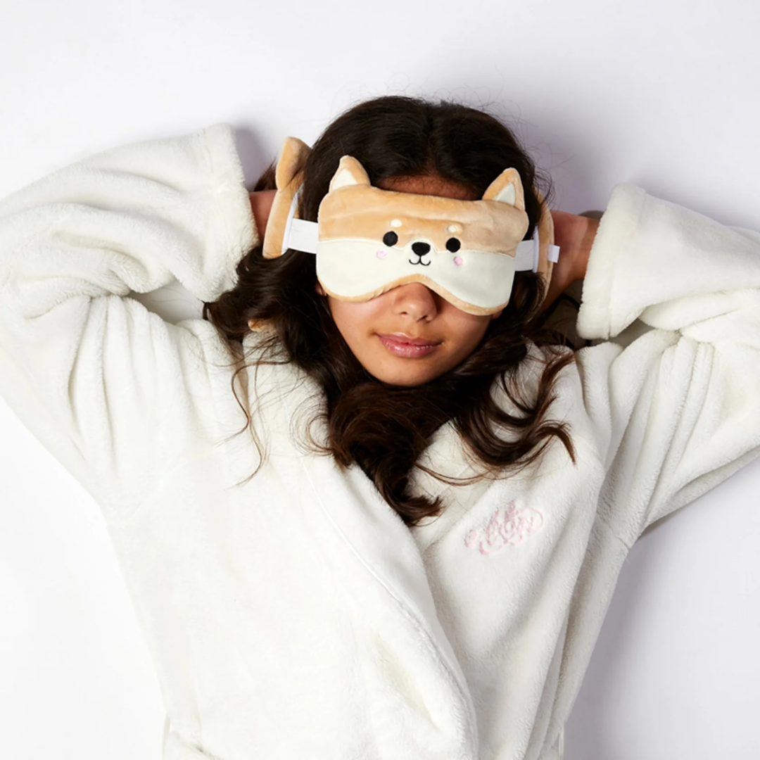 Child Using Shiba Inu Travel Pillow – Perfect for Long Flights or Car Trips
