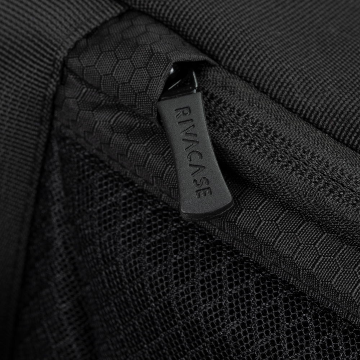 Rivacase Dijon 5321 black ECO 25L Laptop backpack