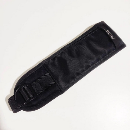 Bold Quiver backpack strap in midnight blue with black trim, deep card pocket and adjustable clip, compatible with Quiver bags from November 2022 onwards